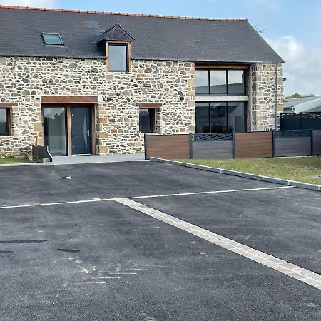 Magnifique Corps De Ferme Renove Avec Jacuzzi Villa Hillion Exterior foto