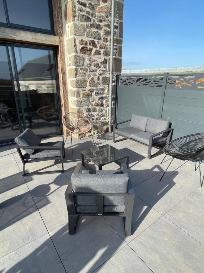 Magnifique Corps De Ferme Renove Avec Jacuzzi Villa Hillion Exterior foto