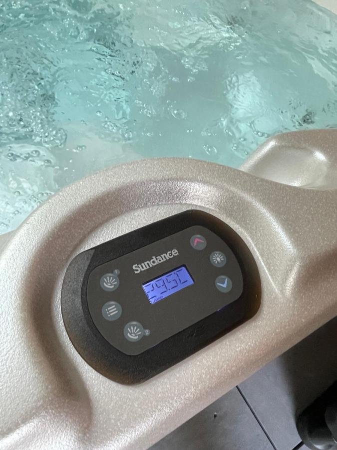 Magnifique Corps De Ferme Renove Avec Jacuzzi Villa Hillion Exterior foto
