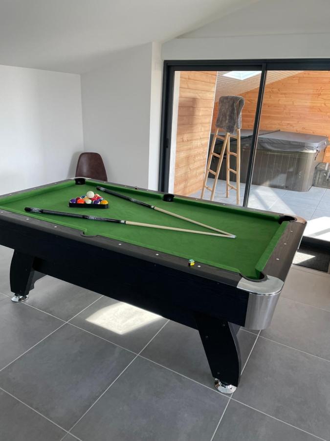 Magnifique Corps De Ferme Renove Avec Jacuzzi Villa Hillion Exterior foto